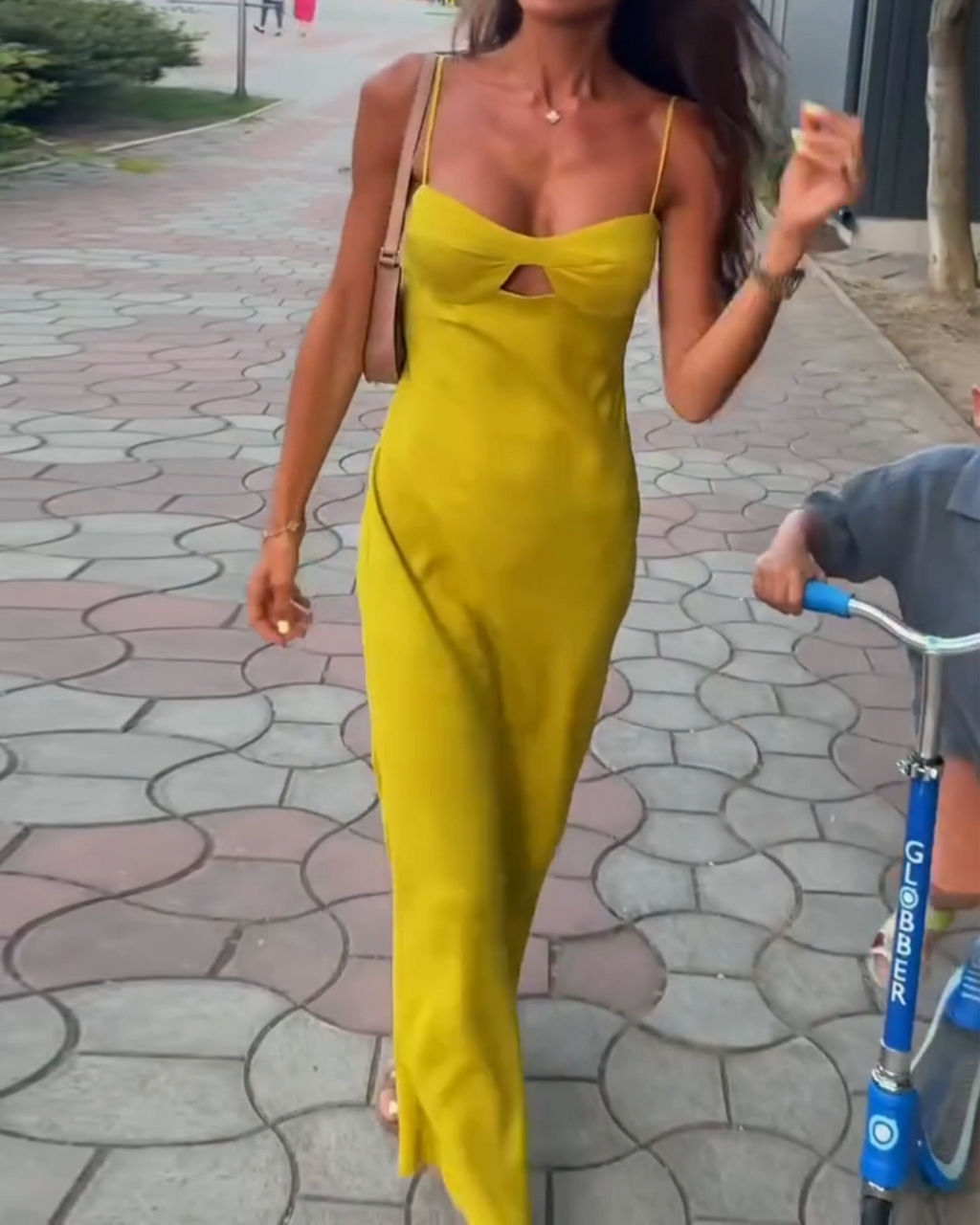 Strapless Hollow Pleated Dress